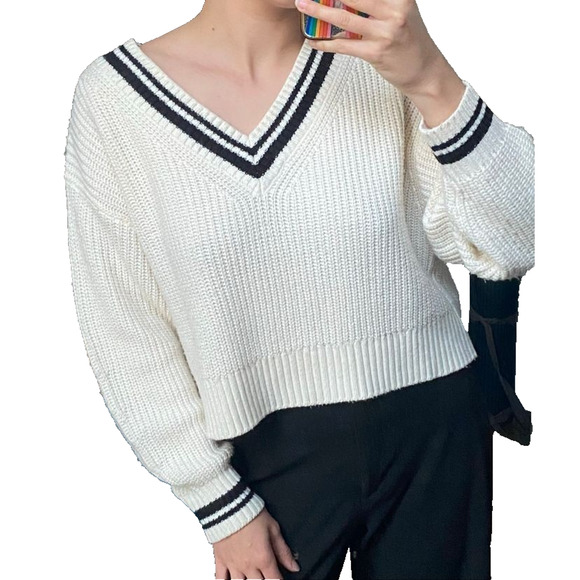 H&M ivory v-neck sweater knitted Y2K preppy style SIZE XS A001891 - Picture 1 of 8